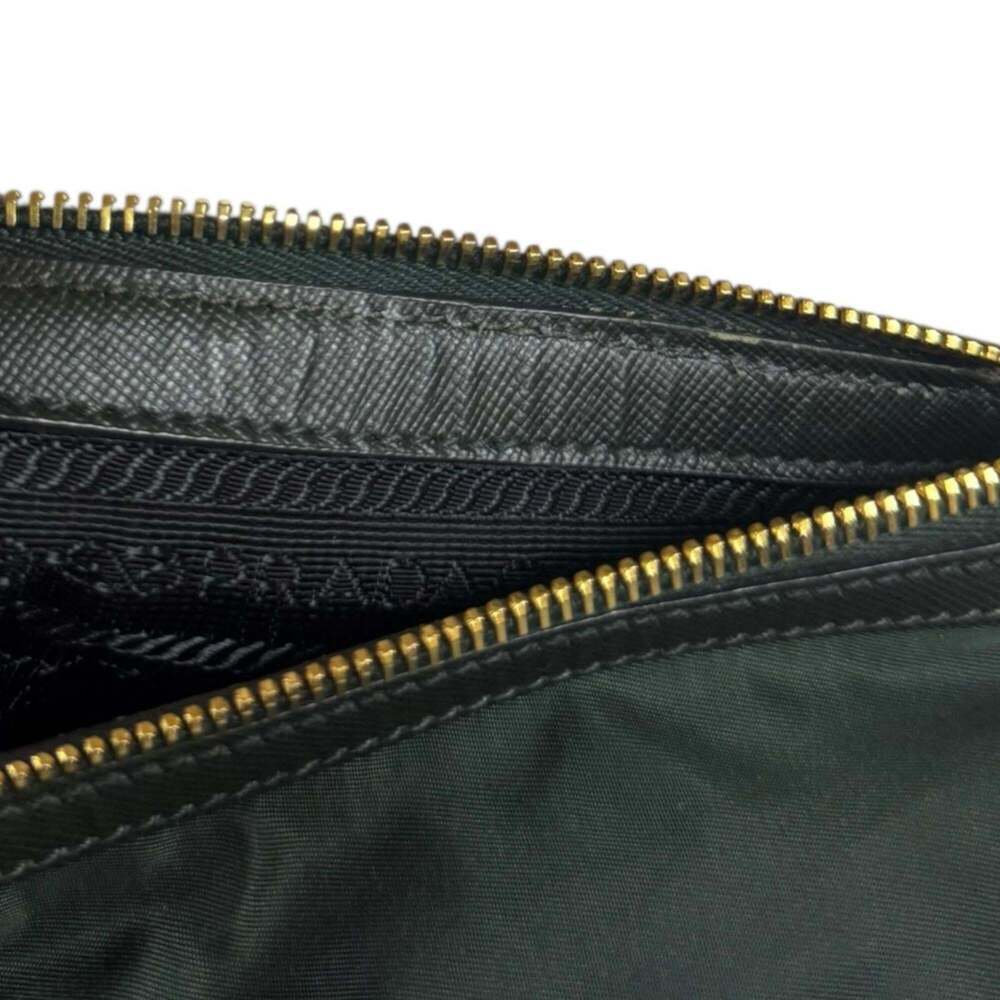 PRADA Green Shoulder Bag - Picture 8 of 16